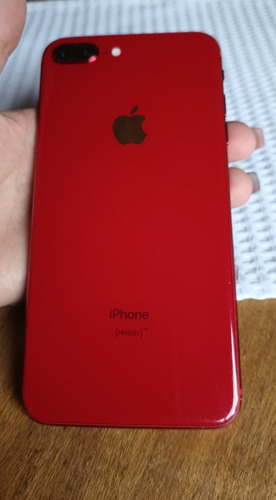 Celular iPhone 8 Plus Rojo.