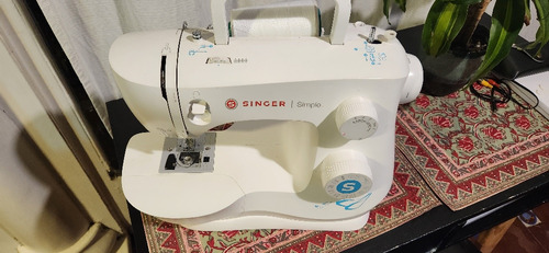 Maquina De Coser Singer Simple 3337 Nueva Casi Sin Uso!!!