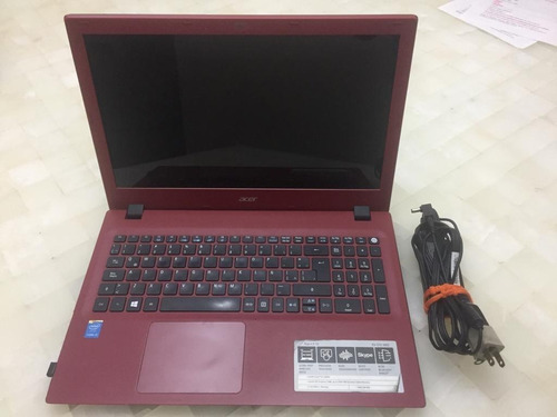 Laptop Acer Aspire E15 E5-573-50cj - 15.6  