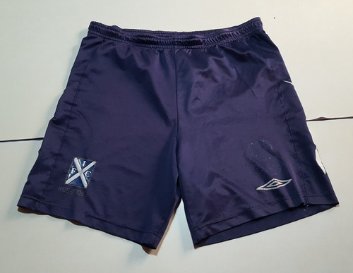 Independiente Pantalón Short Umbro Talle L, Usado