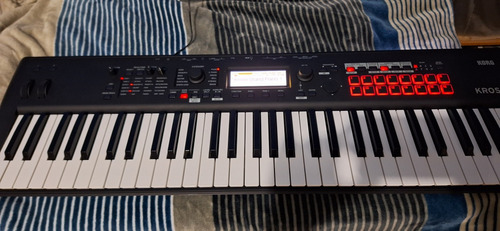 Teclado Korg Kross 2