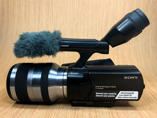 Filmadora Sony Nex-vg10 +lente Sony Oss E 18-200mm F/3.5-6.3