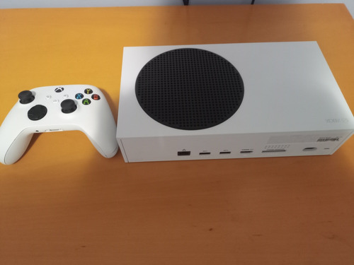 Console Xbox Series S Semi-novo C/ Dois Controles
