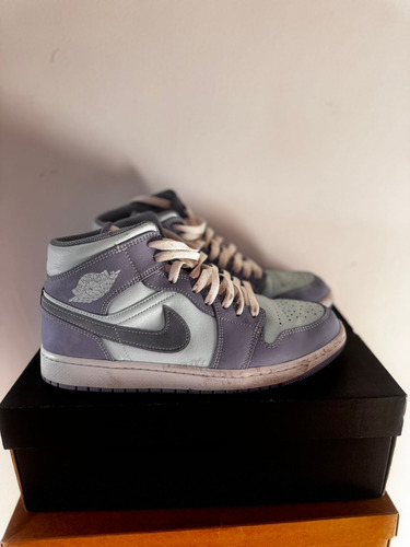 Air Jordan 1 Mid Purple Aqua