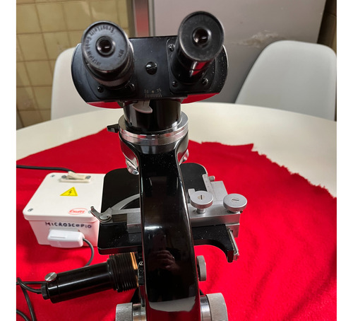 Microscopio Leitz Para Entendidos