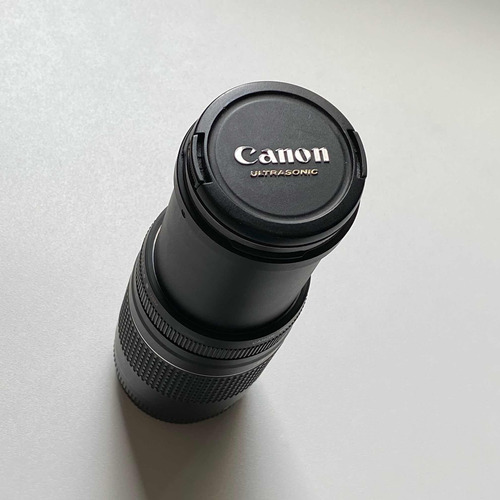 Lente Canon Ef 75-300mm 1:4 - 5:6 Macro 1.5m/4.9ft Auto Foco