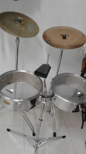 Timbales + Pratos + Pedestais