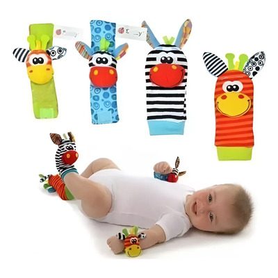 Tiri Kit De Calcetines Y Pulseras Con Sonajeros (4 E