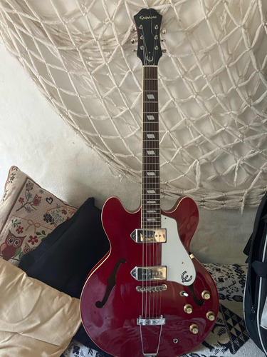 Guitarra EpiPhone Casino