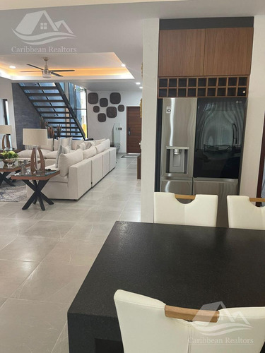 Casa En Venta En Lagos Del Sol Cancun - Imagen 2