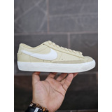 Nike Blazer Low 77 Brown