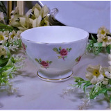 Antiguo Pocillo Porcelana Bone China Con Pequeñas Rosas