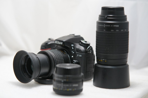  Nikon D7100 Con 2 Lentes Completa 55k Flamante !!