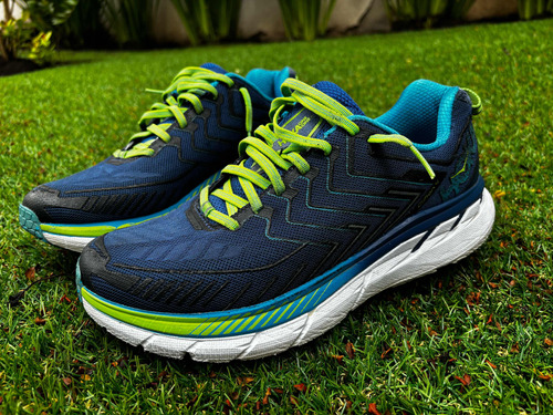 Hoka One One Clifton 4 (usado)