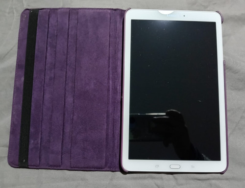 Tablet Samsung 9,6  T560, + Carcaza