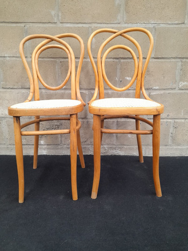 Antiguo Par De Sillas Thonet Corazon Claras Originales 