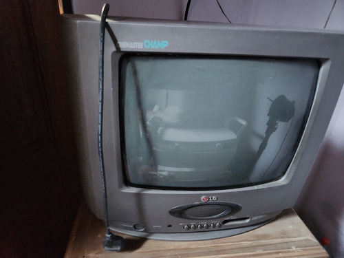 Televisor LG De 14 Pulgadas A Reparar