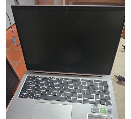 Notebook Samsung X50 15.6 , Intel I7 10510u 16gb Ssd 256gb.