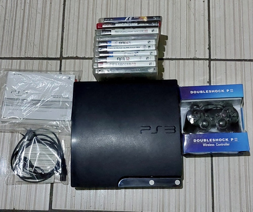 Playstation 3 Semi Novo Com 10 Jogos E Dois Controles.