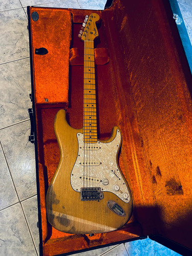 Fender Strato Usa Estilo Vintage 2200
