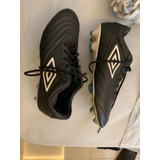 Chuteira Campo Umbro Tocco Premier Em Couro