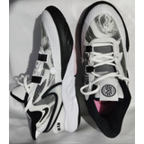 Tenis Nike Kyrie Irving 8 Talla 24 Color Blanco Con Negro