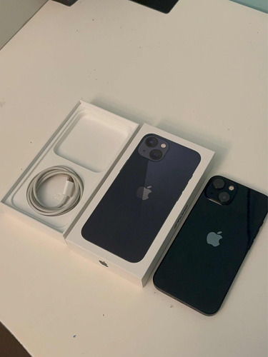 Apple iPhone 13 - Usado - (128 Gb) - Negro - 87% Batería