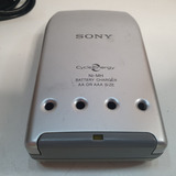 Cargador Sony Cycle Energy + 3 Pilas Recargables - Outlet