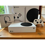 Xbox Series S Usada + Chat Headset