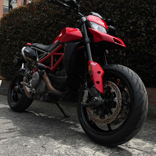 Ducati Hypermotard 950