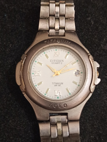 Reloj Pulsera Citizen Titanium Gold Wr100, Malla Metálica 