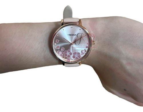 Reloj Tressa Mod Mollie Cuero Flores Para Mujer Liniers