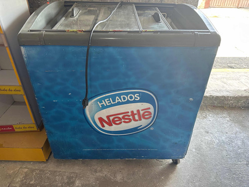 Congelador De Paletas Nestle Comercial (usado)