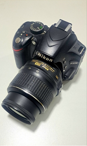 Camara Nikon D3200 Con Lente