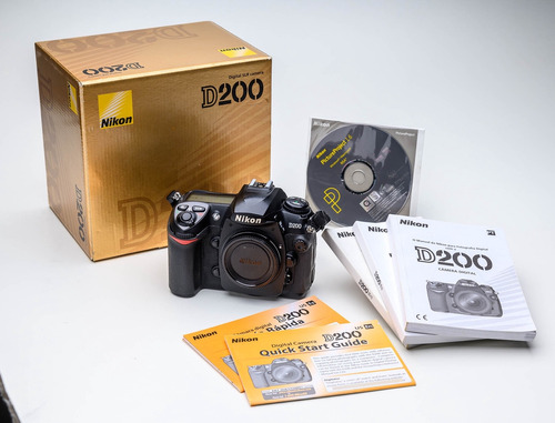 Câmera Nikon Dslr Modelo D200 10mp - Corpo/ Na Caixa