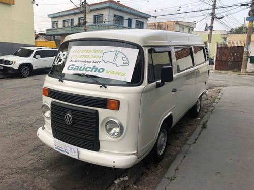 VOLKSWAGEN KOMBI 2009 1.4 LOTAÇÃO TOTAL FLEX 3P