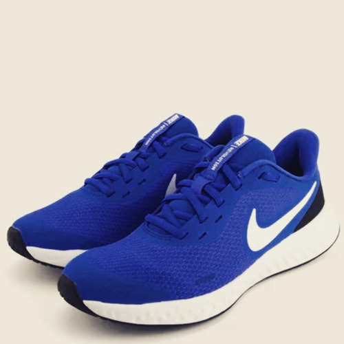 Tennis Nike Revolution