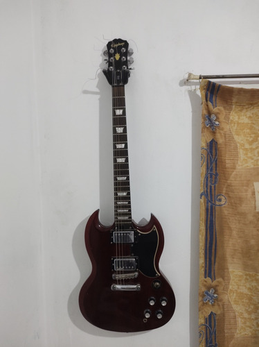 Guitarra Eléctrica EpiPhone Inspired By Gibson Sg