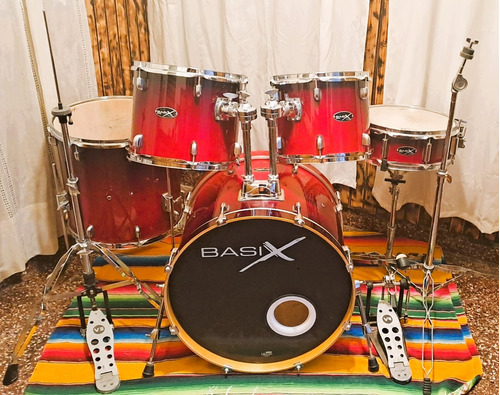 Bateria Basix Neon Laqueada Con Set De Fierros (permuto)