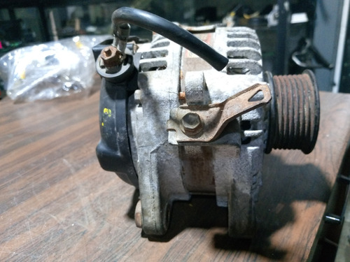 Alternador Toyota Highlander Solo Para Repuesto Foto 2