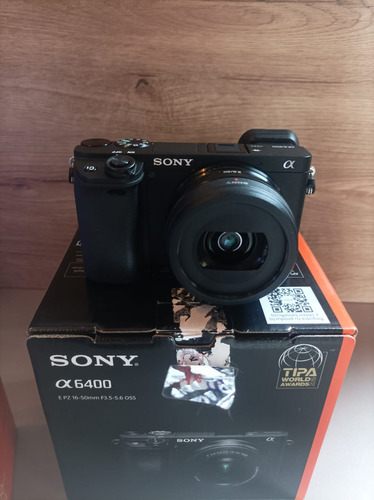 Sony A6400 + Lente Sony E20mm F2.8