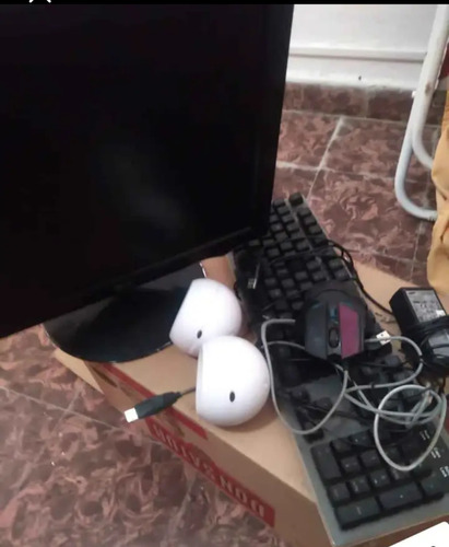 Monitor , Mouse Y Teclado Gamer