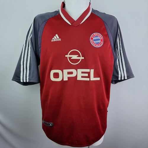 Jersey adidas Bayern Munich 2001-2002. Original De Época 