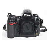 Nikon D700 Com 142 Cliks.