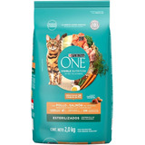 Alimento Para Gato Purina® One® Esterilizado Con Pollo Y Salmón 2 Kg