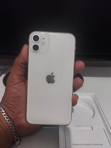  iPhone 11 64gb Branco  