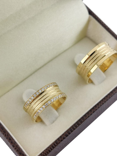 Aliança Casamento Quadrada Cravejada Ouro 18k 8mm