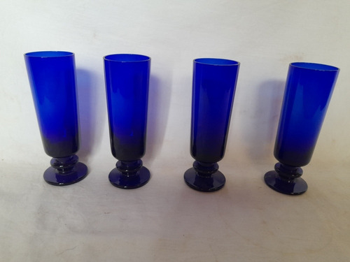 4 Taças De Vidro Azul Para Champanhe