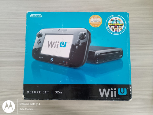 Nintendo Wii U Deluxe Set + Nintendo Land 