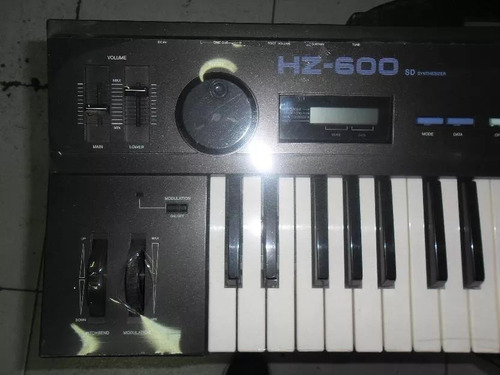 Sintetizador Casio Hz 600 Casio Antigo
